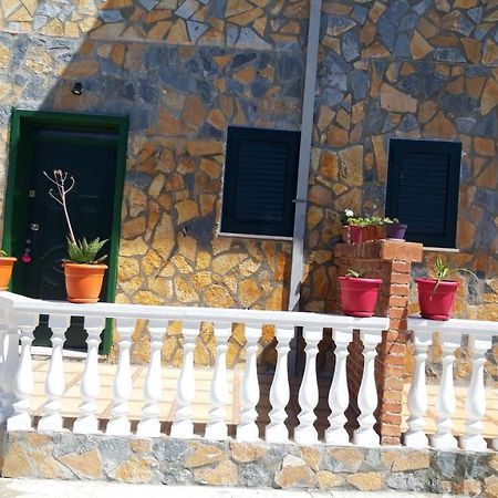 Villa Fredi أوريكوم المظهر الخارجي الصورة